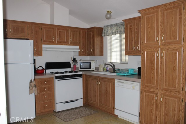 Detail Gallery Image 4 of 8 For 88 Havasu Palms, Parker Dam Ca 92267, –,  CA 92267 - 2 Beds | 1 Baths