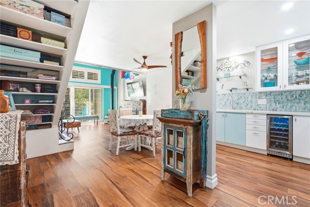 Detail Gallery Image 2 of 35 For 7890 E Spring St 19k,  Long Beach,  CA 90815 - 1 Beds | 1 Baths