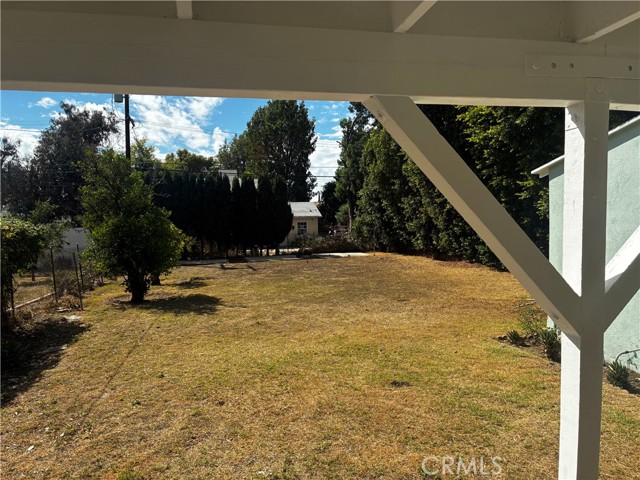 Image 2 of 22 For 17222 Kingsbury Street