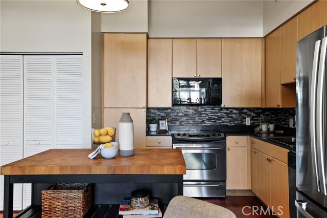 Detail Gallery Image 14 of 47 For 388 E Ocean Bld #305,  Long Beach,  CA 90802 - 2 Beds | 2 Baths