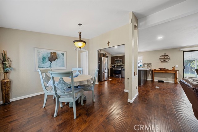 Detail Gallery Image 16 of 42 For 34437 Tree Ln, Wildomar,  CA 92595 - 3 Beds | 2/1 Baths