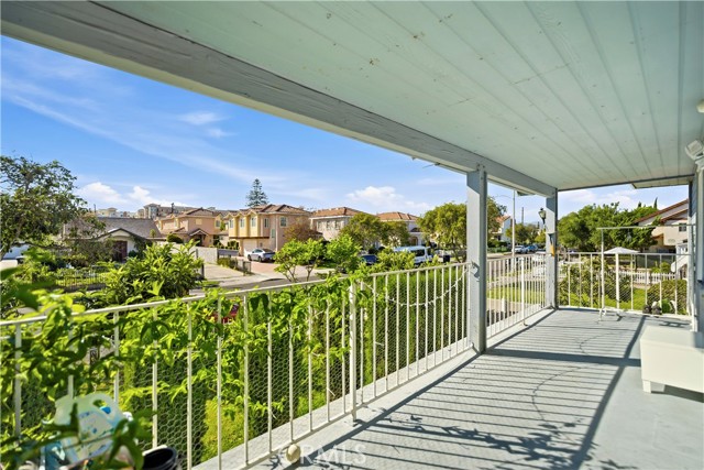 Detail Gallery Image 26 of 34 For 516 N Moore Ave a,  Monterey Park,  CA 91754 - 4 Beds | 3 Baths