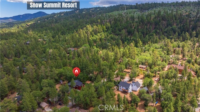 793 Knight Avenue, Big Bear Lake CA: https://media.crmls.org/medias/a35e2f04-59ed-46aa-a4f6-48f7e892a336.jpg
