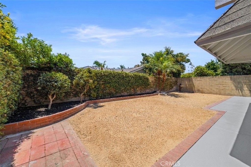 MLS #OC26145496 image #30
