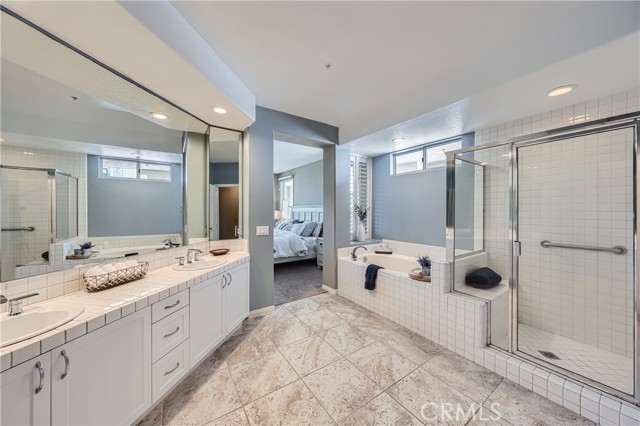 Detail Gallery Image 31 of 39 For 4167 Warner Ave #101,  Huntington Beach,  CA 92649 - 2 Beds | 2 Baths