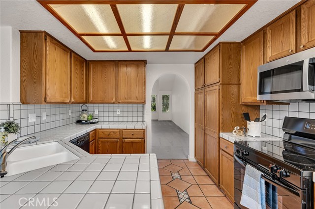 Detail Gallery Image 18 of 71 For 934 Neal St, Los Banos,  CA 93635 - 4 Beds | 2 Baths