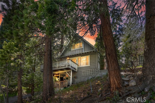 Detail Gallery Image 1 of 1 For 28993 Palisades Dr, Lake Arrowhead,  CA 92352 - 3 Beds | 2 Baths