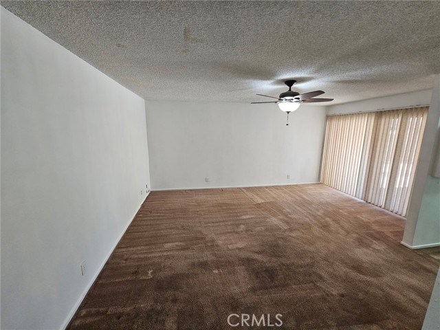 Detail Gallery Image 11 of 16 For 14185 Burning Tree, Victorville,  CA 92395 - 3 Beds | 2 Baths