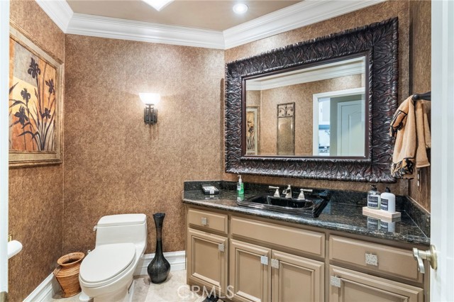 Detail Gallery Image 19 of 50 For 6216 Greenbrier Dr, Huntington Beach,  CA 92648 - 3 Beds | 2/1 Baths