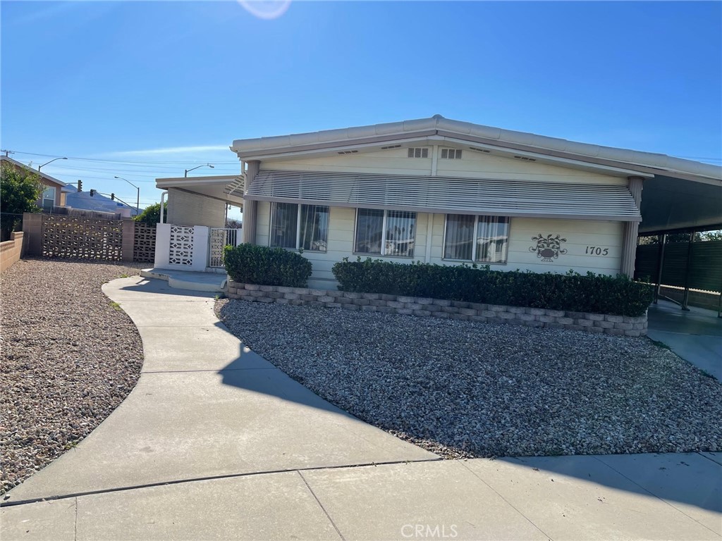 1705 San Lorenzo Drive, Hemet, CA 92545