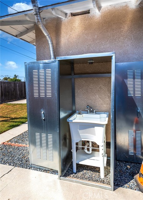 11986 Springview Drive, La Mirada CA: https://media.crmls.org/medias/a363a10f-fbda-4614-8e36-4782f9fcc093.jpg