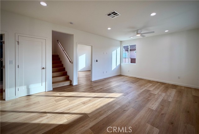 Detail Gallery Image 23 of 51 For 6118 Amos, Lakewood,  CA 90712 - – Beds | – Baths