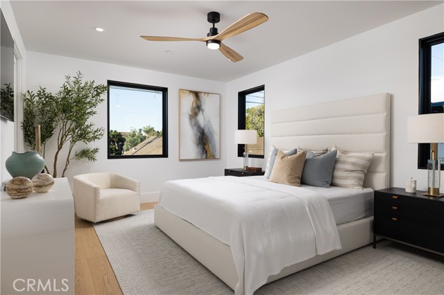 1315 Ocean Avenue, Seal Beach CA: https://media.crmls.org/medias/a36561f7-319d-4b55-8b12-99a4bb349161.jpg
