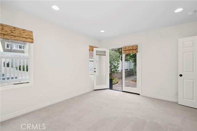 314 1/2 Larkspur Avenue, Corona del Mar CA: https://media.crmls.org/medias/a366aa5f-26f2-4e2a-9956-1ba3d0d27680.jpg
