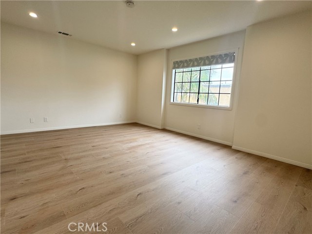 2714 Carnegie Lane, Redondo Beach CA: https://media.crmls.org/medias/a3678865-c19d-4c76-88bc-2efcec5861df.jpg
