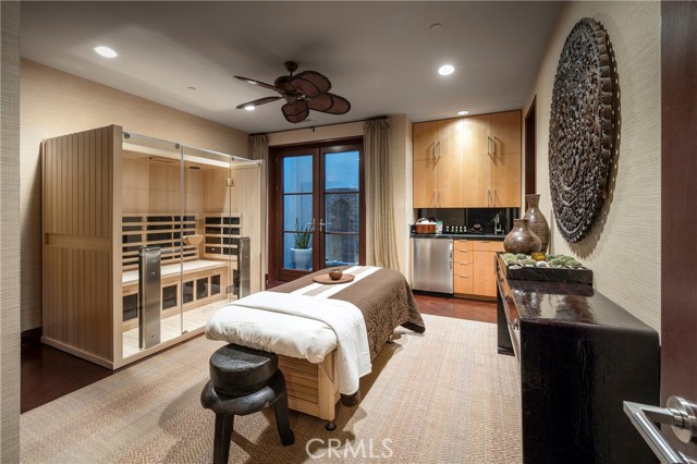 9 Sailcrest, Newport Coast CA: https://media.crmls.org/medias/a367a5ec-27e3-455c-bfd4-459b15456bd4.jpg