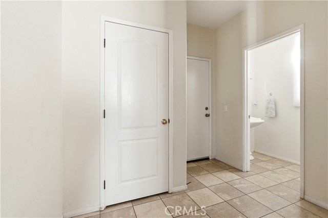 Detail Gallery Image 11 of 26 For 1923 Brockstone Dr, Perris,  CA 92571 - 4 Beds | 2/1 Baths