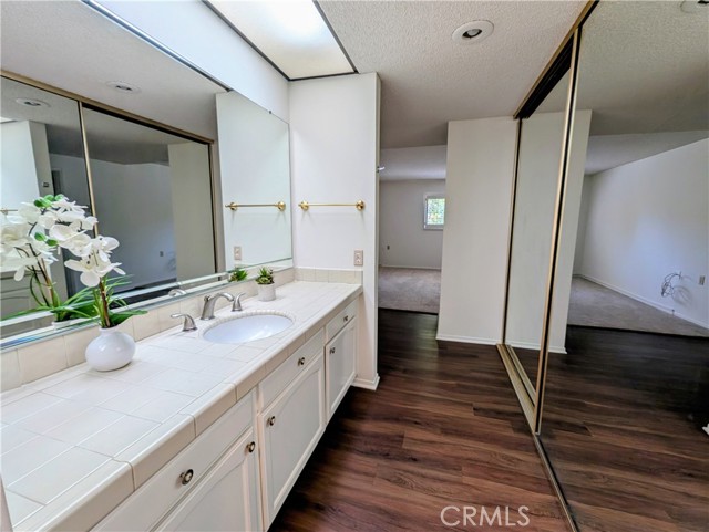 5499 Paseo Del Lago W, Laguna Woods CA: https://media.crmls.org/medias/a368265a-71bd-4ef6-9c1f-4a9b8cadb768.jpg