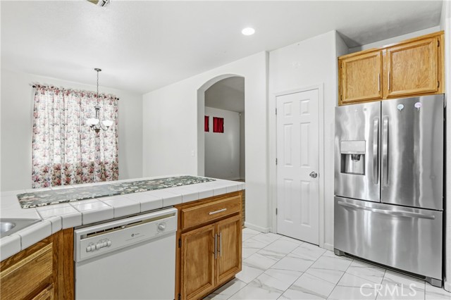 9209 Rosecut Court, Sacramento CA: https://media.crmls.org/medias/a368f581-8c68-41fe-883a-a072e3d7533e.jpg