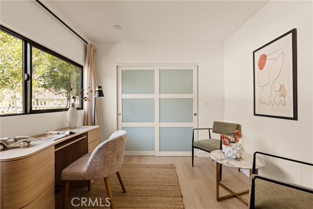 Detail Gallery Image 23 of 44 For 5105 Tendilla, Woodland Hills,  CA 91364 - 3 Beds | 2 Baths