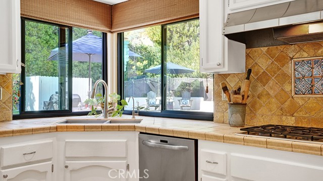 Image 11 of 55 For 28125 Calle San Remo