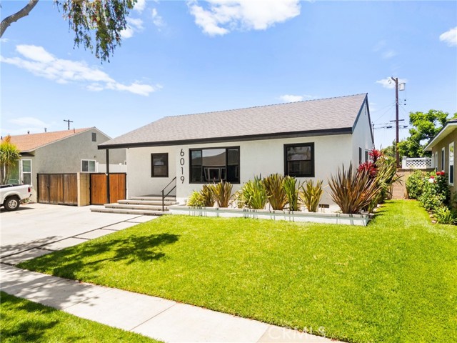 6019 Greentop Street, Lakewood CA: https://media.crmls.org/medias/a369d0dd-f0a3-4496-ae76-5c6fc5abc071.jpg