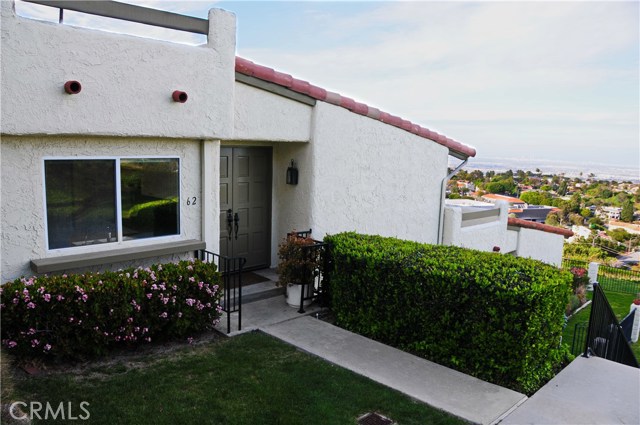 62 Aspen Way, Rolling Hills Estates, California 90274, 2 Bedrooms Bedrooms, ,2 BathroomsBathrooms,Residential,Sold,Aspen,SB17057703