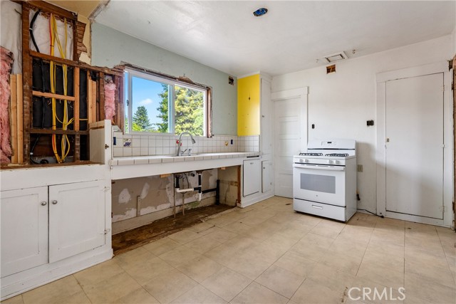 Detail Gallery Image 12 of 35 For 9235 Poplar St, Atascadero,  CA 93422 - 2 Beds | 2 Baths