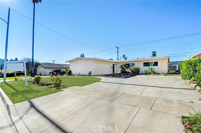 827 Lidford Ave, La Puente, CA 91744