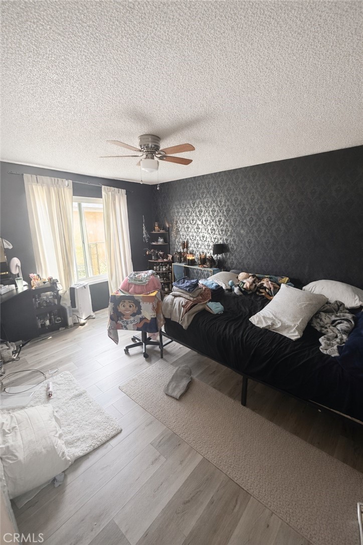 https://media.crmls.org/medias/a36a8339-9a7b-4530-a7ec-78178fa733e6.jpg?preset=X-Large