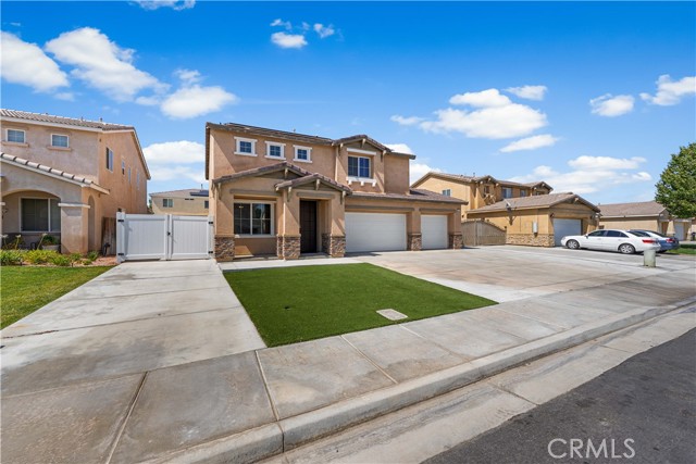 3429 Gemstone Avenue, Rosamond CA: https://media.crmls.org/medias/a36abdd3-78c3-4512-af13-88c07474192a.jpg