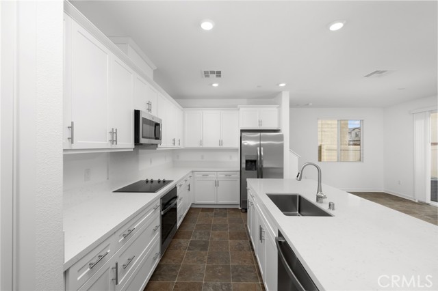 Detail Gallery Image 16 of 37 For 3268 Sprout Paseo, Ontario,  CA 91761 - 3 Beds | 2/1 Baths