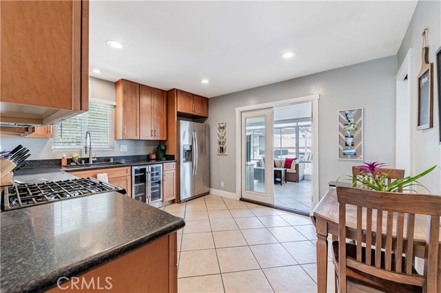 Detail Gallery Image 8 of 40 For 6011 Santa Barbara, Garden Grove,  CA 92845 - 4 Beds | 2 Baths