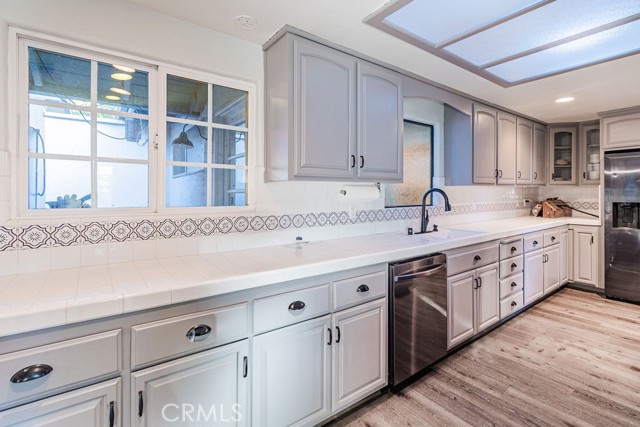 Detail Gallery Image 6 of 29 For 2353 Corona, Norco,  CA 92860 - 4 Beds | 2 Baths