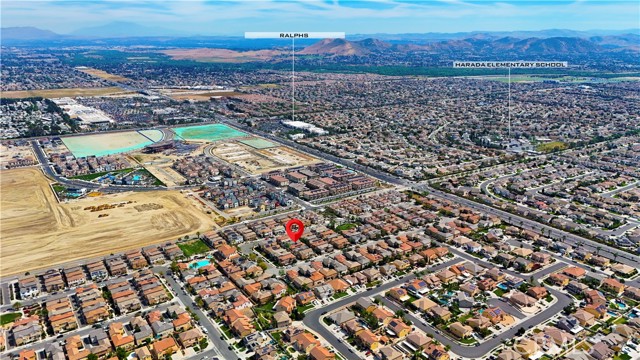 Detail Gallery Image 22 of 26 For 6049 Snapdragon, Corona,  CA 92880 - 3 Beds | 2/1 Baths