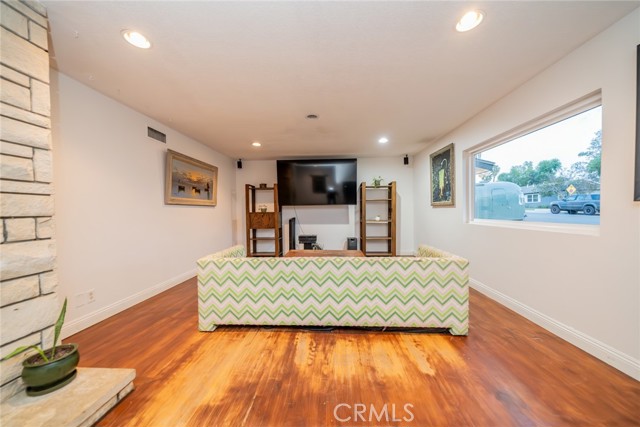 533 Via Vista Dr, Redlands CA: https://media.crmls.org/medias/a36ff5d2-1d8e-47a4-b467-73f7b7d0f131.jpg