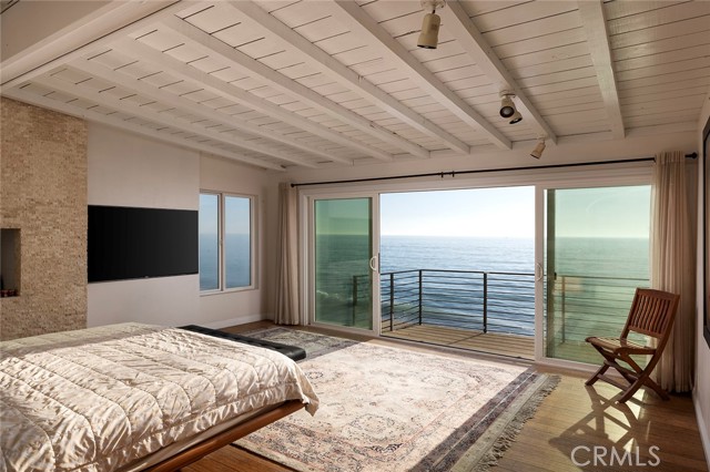 Detail Gallery Image 4 of 52 For 35661 Beach Rd, Dana Point,  CA 92624 - 4 Beds | 3/1 Baths