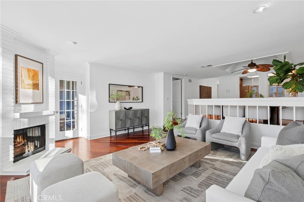 MLS #OC25243324 image #17