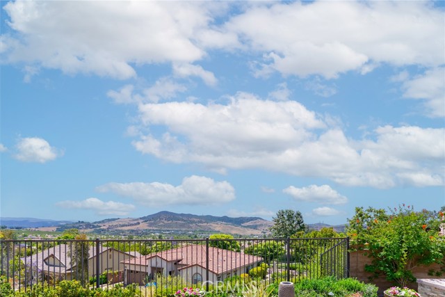 14 Garza, Rancho Mission Viejo CA: https://media.crmls.org/medias/a371f251-6f61-4a94-b424-53aa01e3ef67.jpg