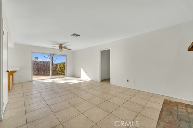 31427 Indian Oak Rd, Acton CA: https://media.crmls.org/medias/a3729fdf-6952-4f7a-8776-901f98d93b00.jpg