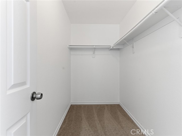 Detail Gallery Image 13 of 36 For 29436 Shannon Ct, Canyon Country,  CA 91387 - 4 Beds | 2/1 Baths