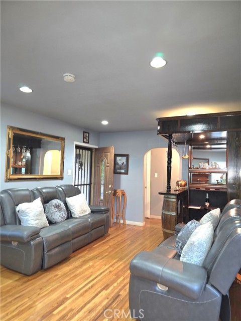 Detail Gallery Image 1 of 51 For 14023 Hubbard St, Sylmar,  CA 91342 - 7 Beds | 4 Baths