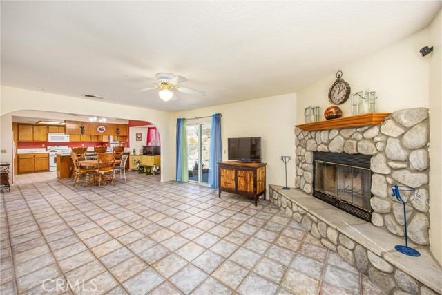 15023 Byron Dr, San Bernardino County, CA 92307 photo 20