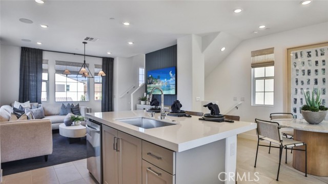 Detail Gallery Image 3 of 23 For 1331 Windmill Rd, Rancho Mission Viejo,  CA 92694 - 2 Beds | 2/1 Baths