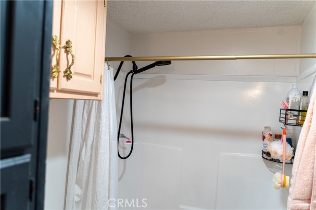 Detail Gallery Image 6 of 34 For 1410 E 6th St #30,  Corona,  CA 92879 - 3 Beds | 2 Baths