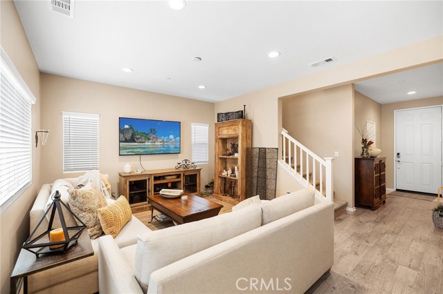 Detail Gallery Image 9 of 29 For 35366 White Camarillo Ln, Fallbrook,  CA 92028 - 3 Beds | 2/1 Baths