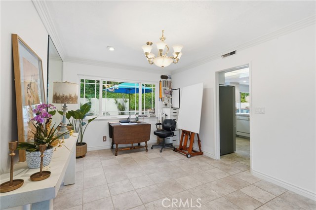 Image 12 of 32 For 22443 Robin Oaks