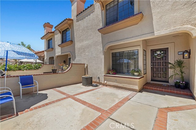 Detail Gallery Image 41 of 58 For 260 Country Club Dr #B,  Simi Valley,  CA 93065 - 2 Beds | 2/1 Baths