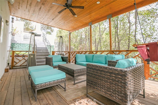 22619 Holanda Road, Woodland Hills CA: https://media.crmls.org/medias/a3769e9e-8543-4065-b669-d8eb73b8cac5.jpg