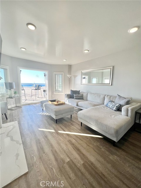 1836 The Strand, Hermosa Beach, California 90254, 11 Bedrooms Bedrooms, 0 ,7 BathroomsBathrooms,Residential,For Sale,The Strand,0,SB26184356